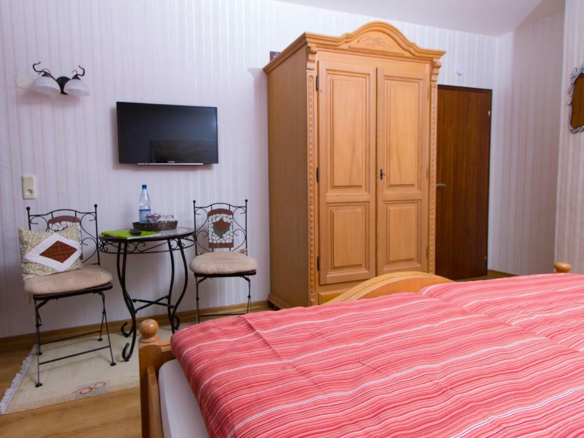 Bed & Breakfast Sandra Mueller Burg  Bagian luar foto